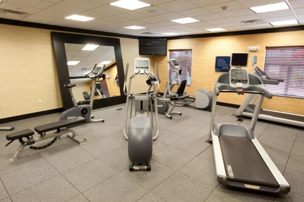 Hampton Inn and Suites Tulsa Central