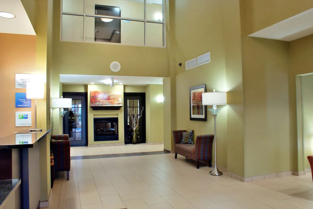Holiday Inn Express & Suites - Tulsa Downtown - Arts District by IHG