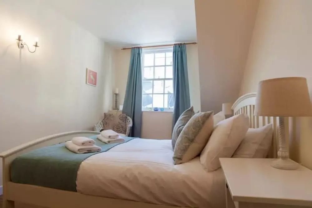 Cosy 2 Bedroom Apartment In Heart Of The City
