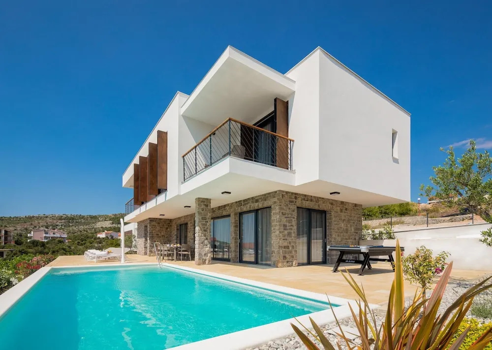 Sun Dance Luxury Villas Resort