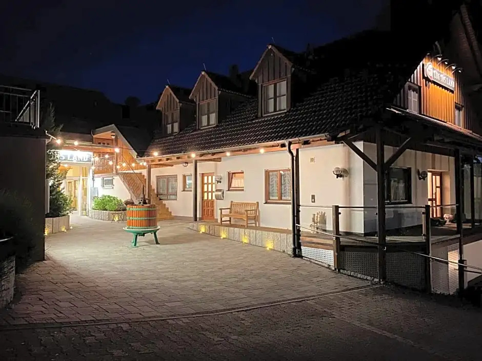 Lug ins Land Restaurant & Ferienwohnungen