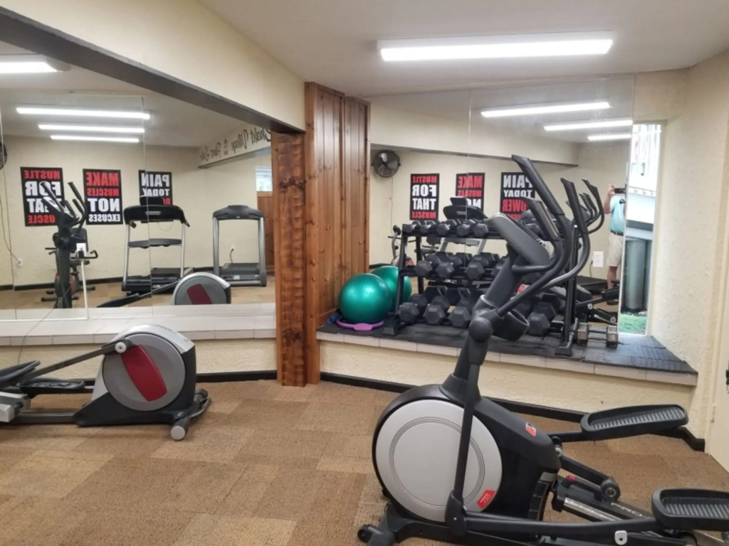 Mtn Chalet w Pool-hot Tub-gym-game Room-sauna