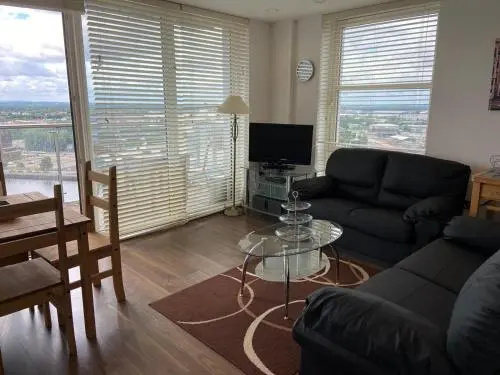 Media 2bdr apartment