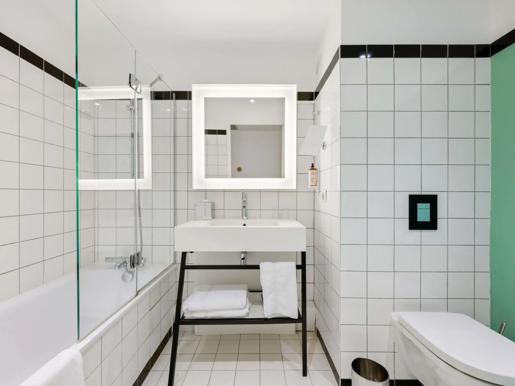 Отель Mercure Paris Orly Airport