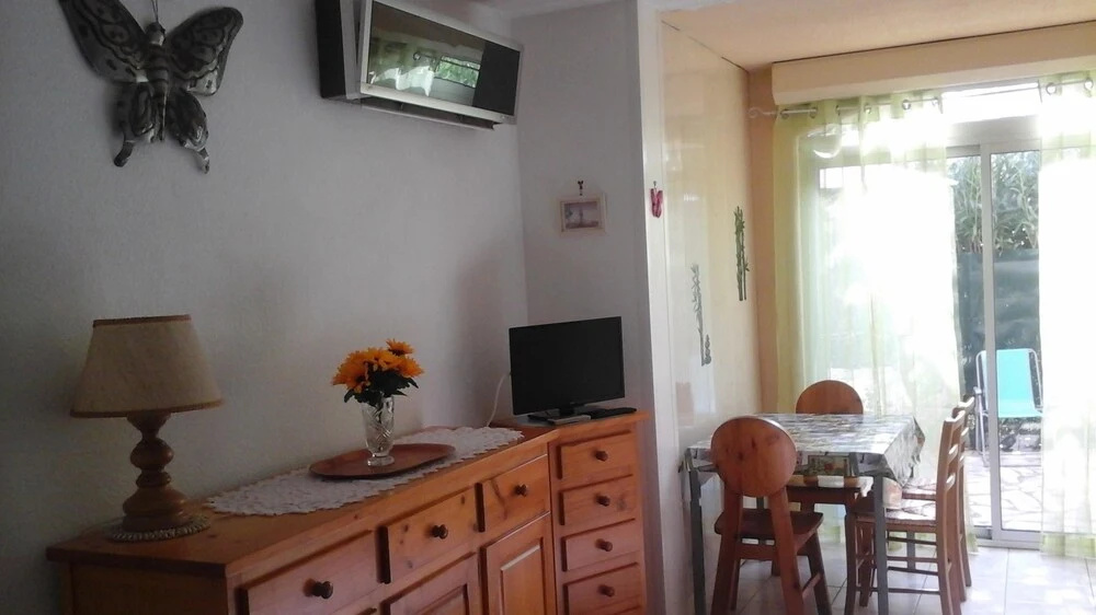 Apartment With one Bedroom in Fréjus, With Pool Access, Enclosed Garde