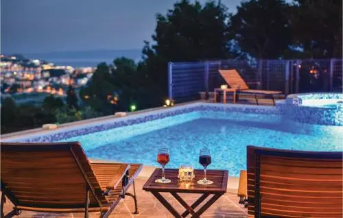 Four Bedroom Holiday Home in Split