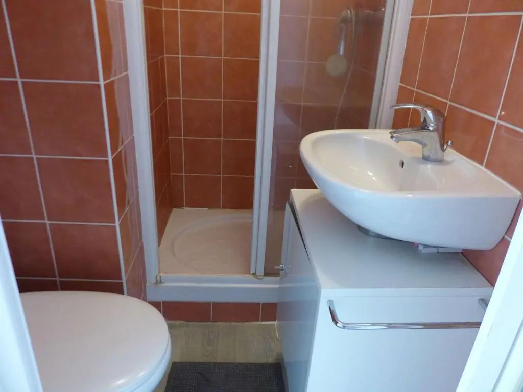 Appartement Le Lavandou, 1 pièce, 4 personnes - FR-1-308-83