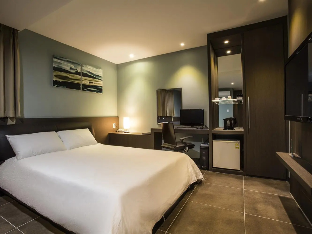 Hotel Pacific