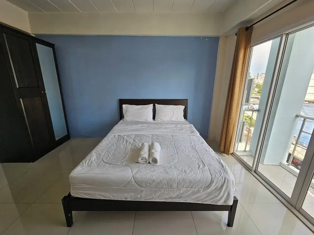 Reddoorz SI - FAH @ Bangsaen Hotel