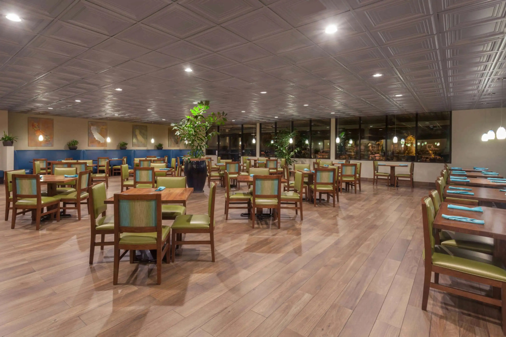 Wyndham Visalia