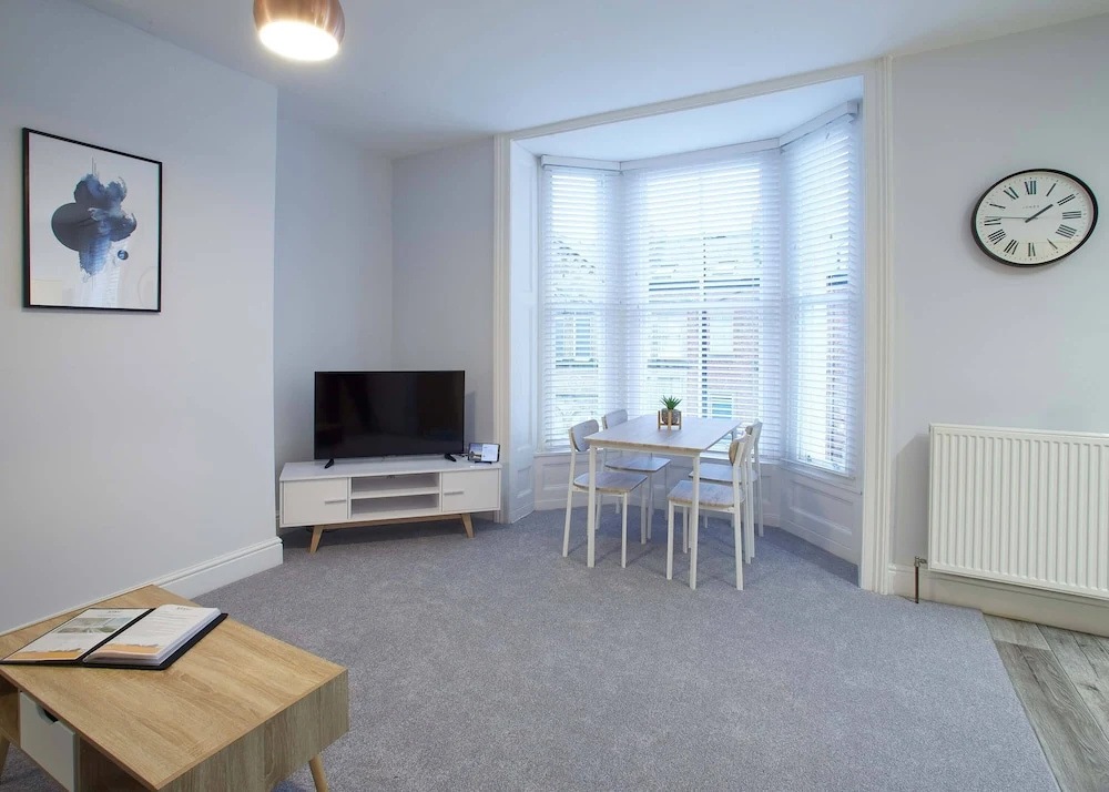 4 Normanby Terrace