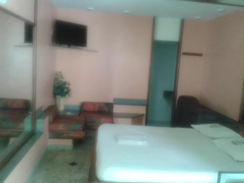 Motel Comodoro (Только для взрослых)