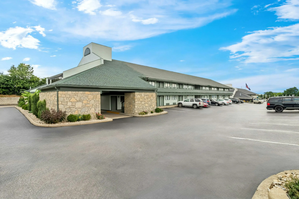 HomeTowne Studios by Red Roof Florence, KY-Cincinnati Airport