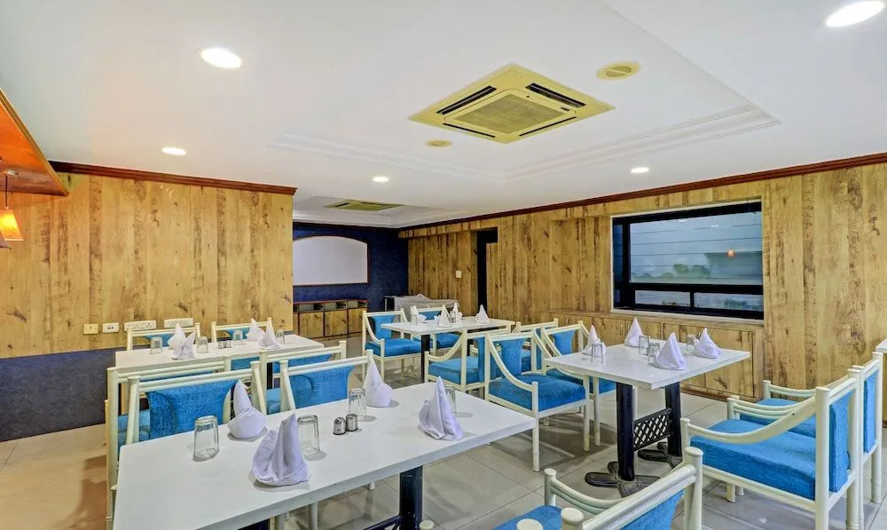Treebo Trend Hotel Orange City