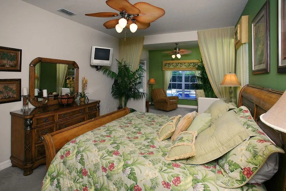 Formosa Gardens 7939