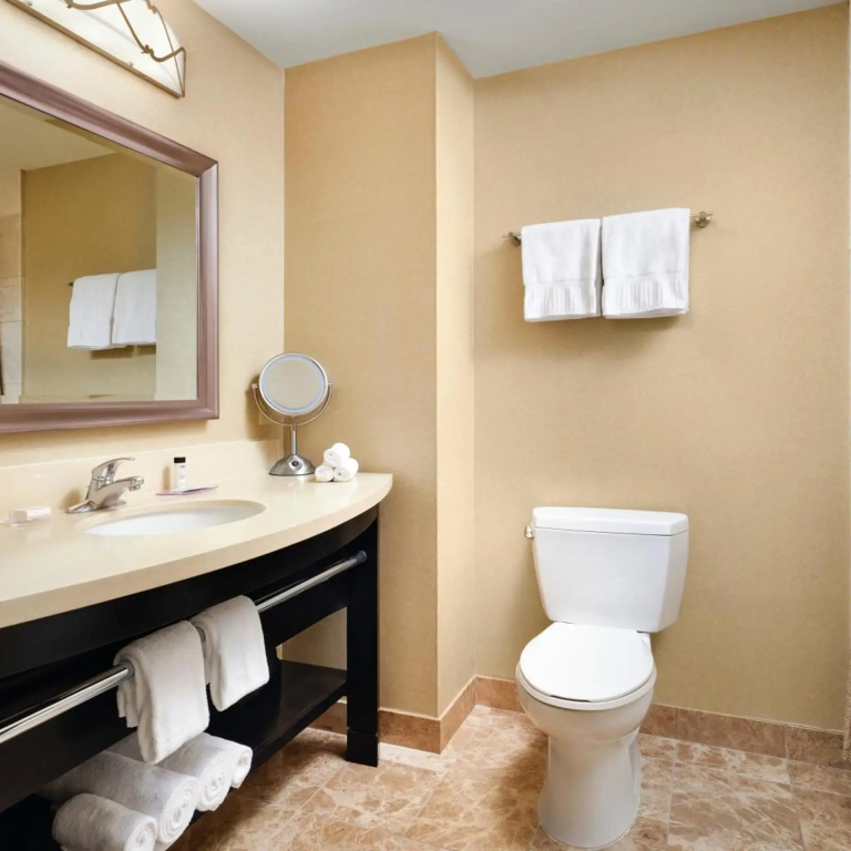 West Inn & Suites