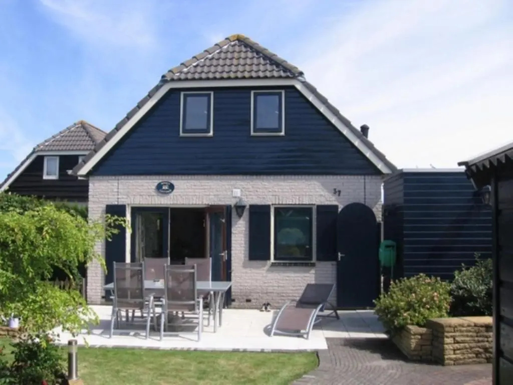 Zuiderdiep 37 - Noordzeepark Ouddorp NOT INTENDED FOR COMPANY OR WORK-RELATED STAYS