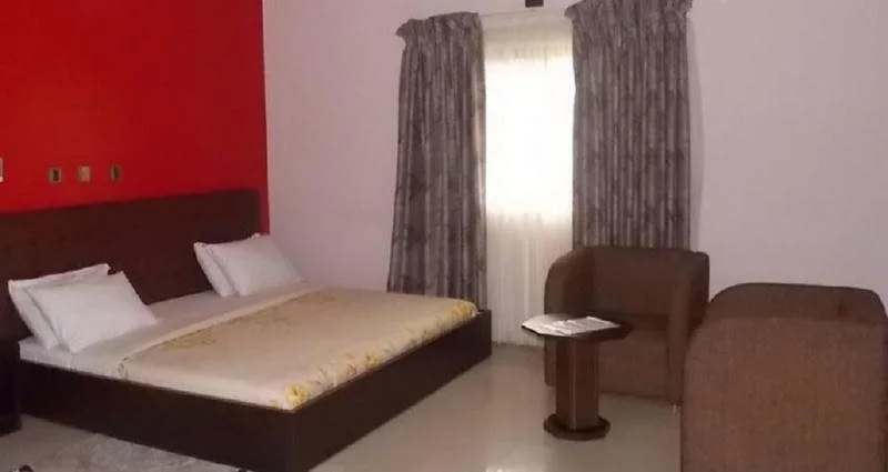 Kriscane Suites
