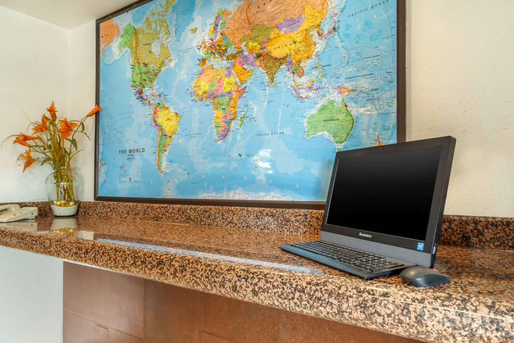 Quality Inn Monterrey La Fe