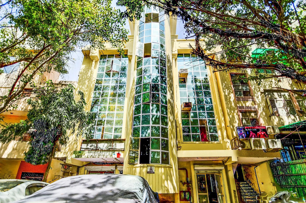 OYO 28461 Townhouse Royal Stay Inn