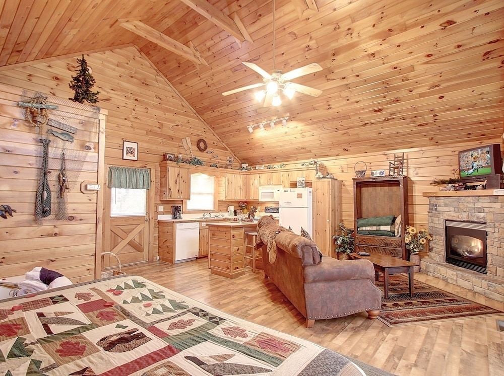 Kozy Korner 1 Bedroom 1 Bathroom Cabin