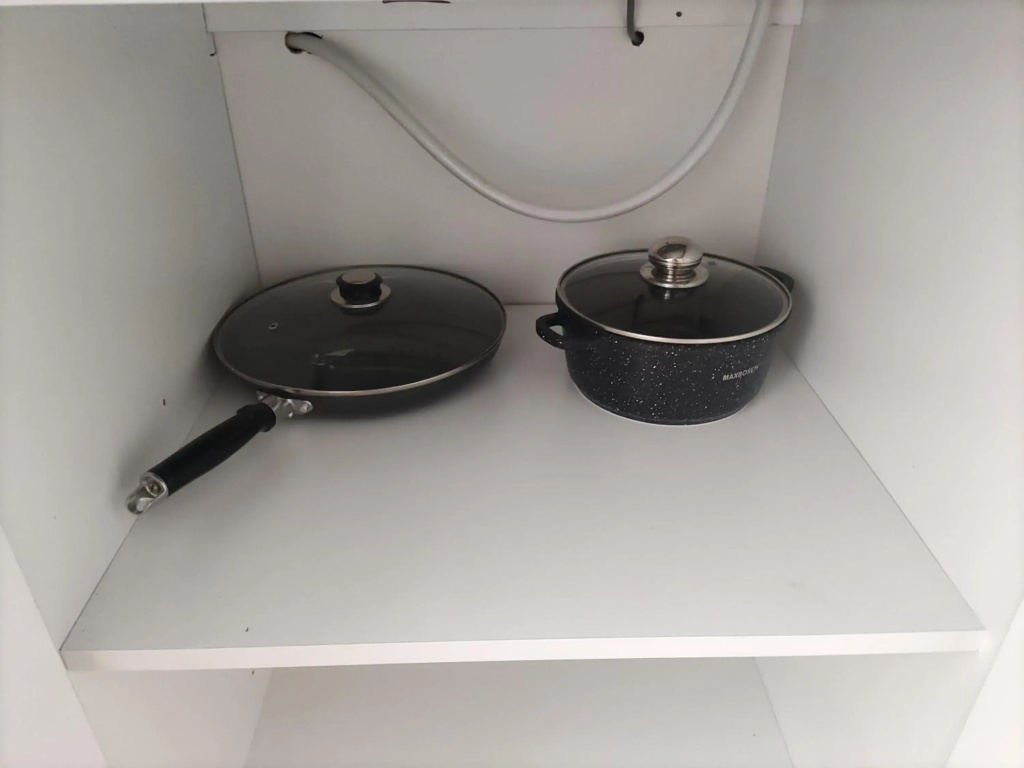 Renovated 1 bedroom with King size bed in Kentron