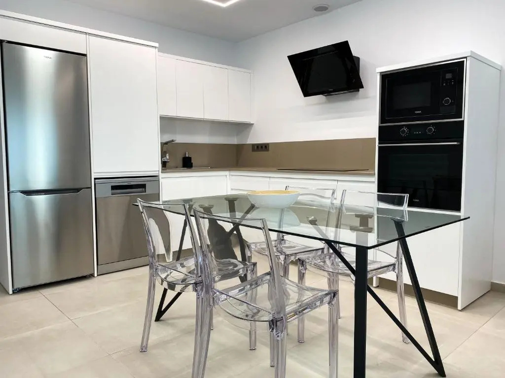 Marina Suites 7