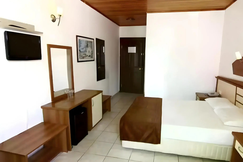 Kleopatra Develi Hotel