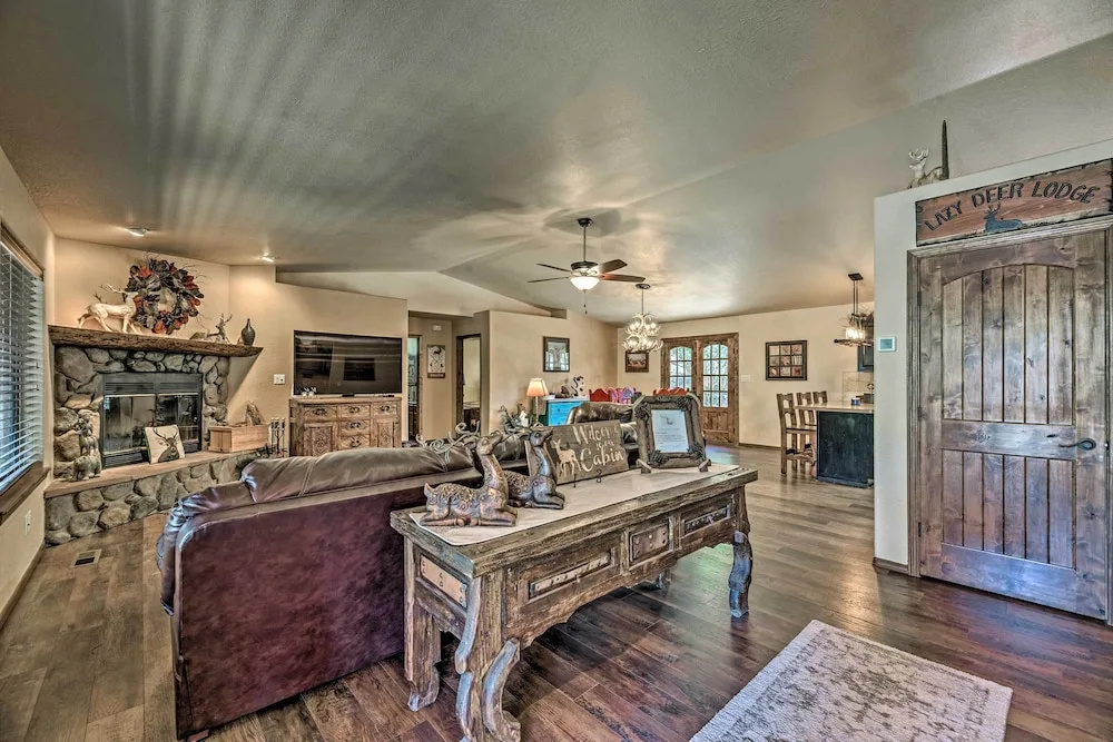 Wooded Ruidoso Hideaway w/ Deck: Ski, Hike & Golf!