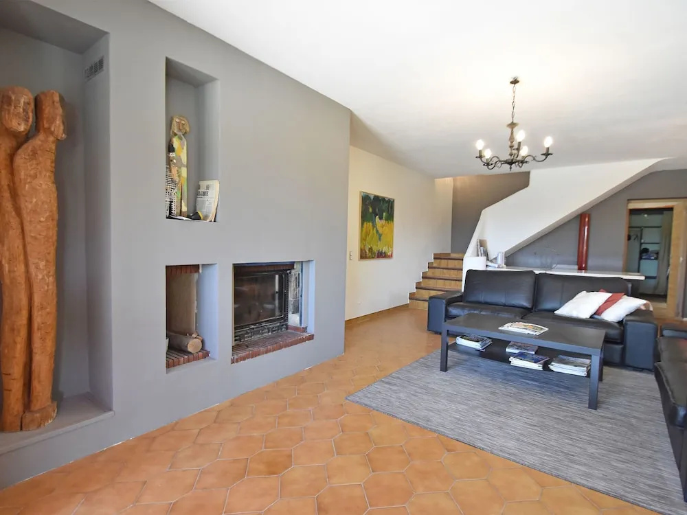Villa With Heated Pool, Beautiful View and Garden, Near Vaison-la-romaine
