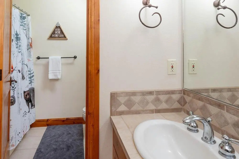 Aquila Lodge - Unit 5