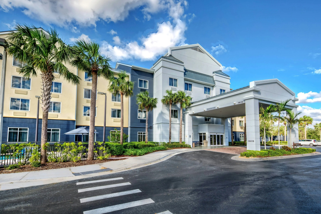Fairfield Inn and Suites by Marriott Naples