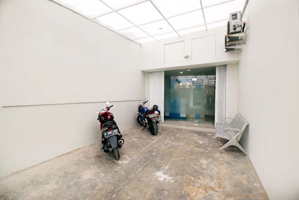 Airy Eco Syariah Tanah Tinggi Daan Mogot Raya KM 23 Tangerang