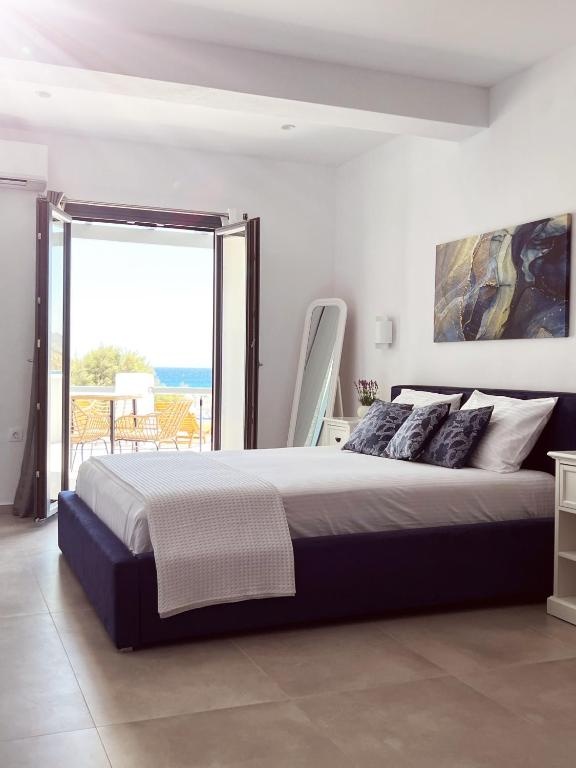All Blue Suites