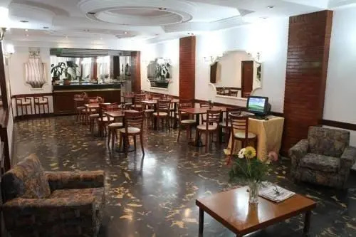 Hotel Rodney