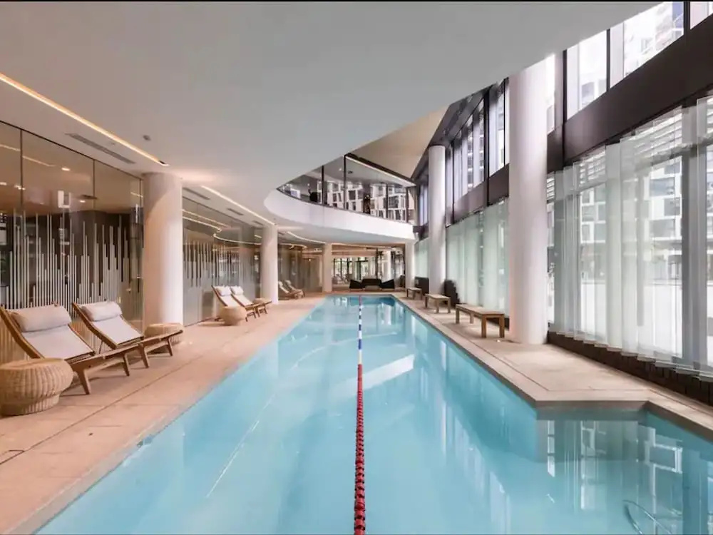 Magnificent Waterfront Apartments on Collins