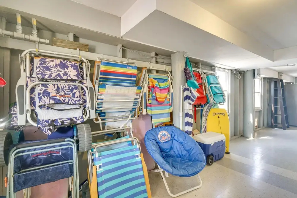 New Jersey Home - Deck, Grill & Walkable to Beach!