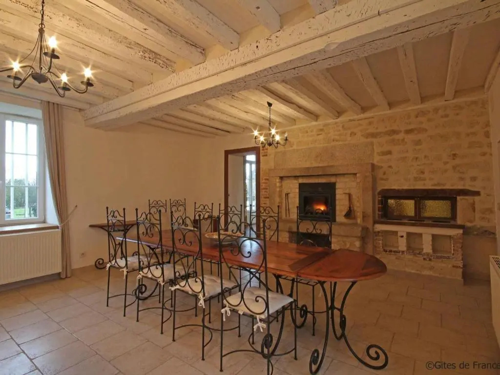 Gîte avec charme historique, 5 chambres, vaste jardin - FR-1-497-118