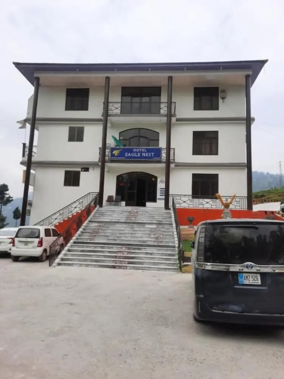 Eagle Nest, Malam Jabba by LMC