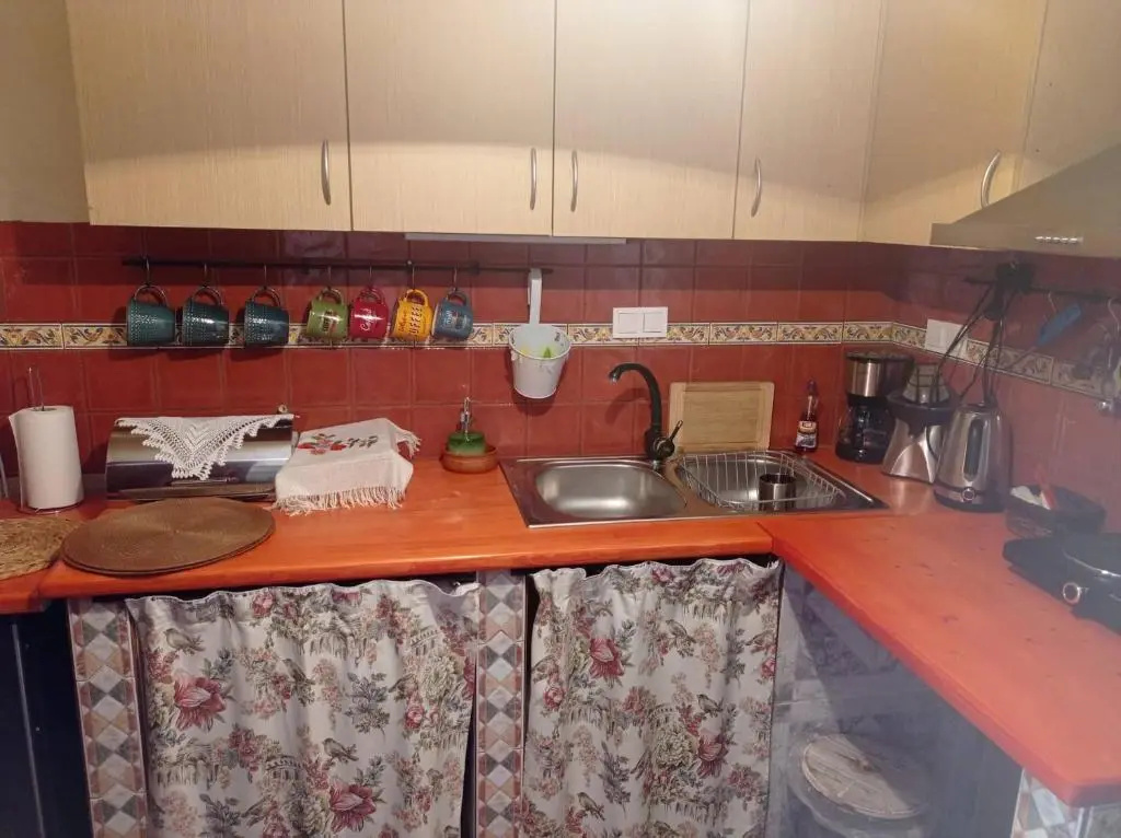 Cozy Apartment Alexandros near Aqueduct (Kamares)