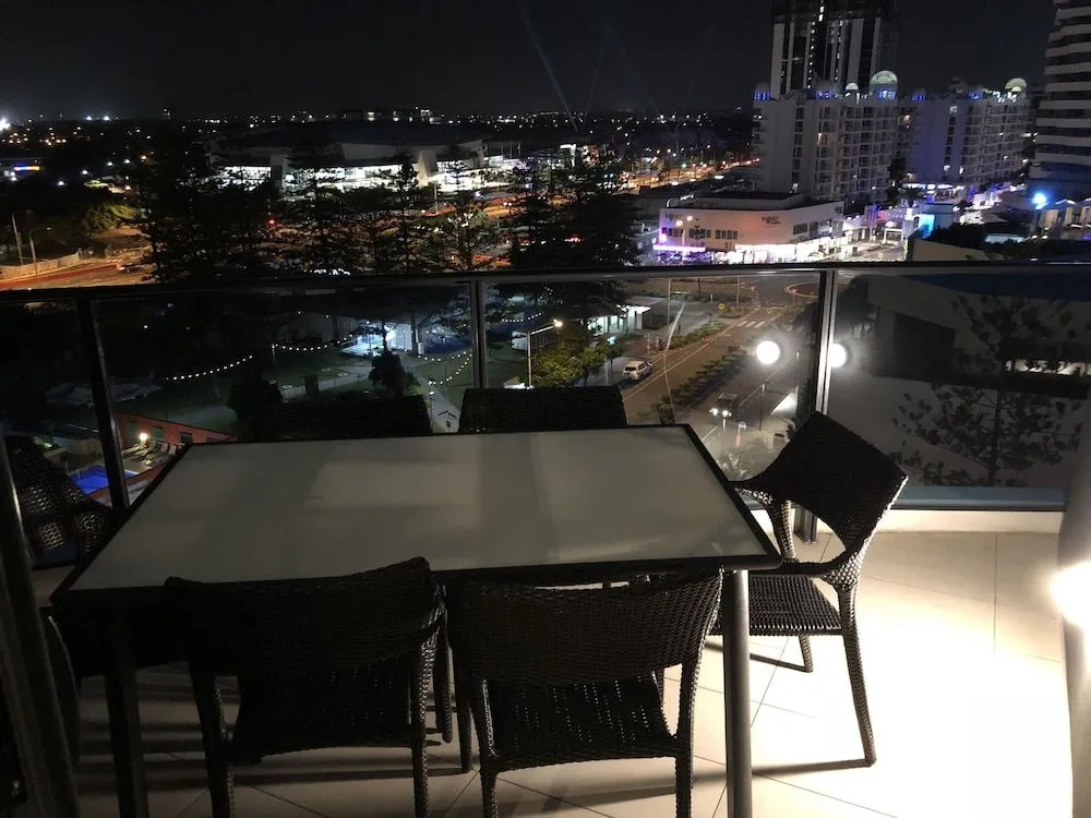 Large Apartment at Oracle Resort