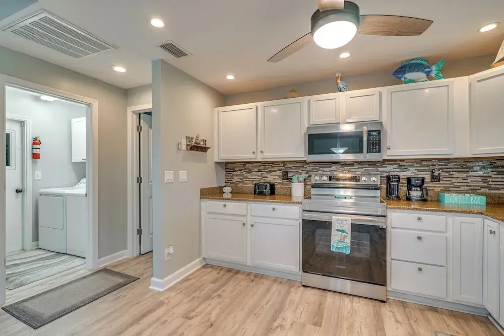 Retreat Near River & Marinas in Cape Coral