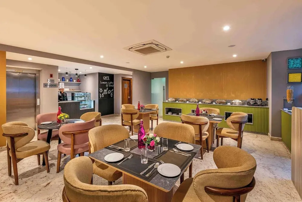 Comfort INN Grand - Kaushambi