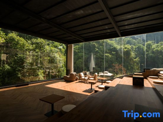 Mangshi Mang · Senyang Homestay