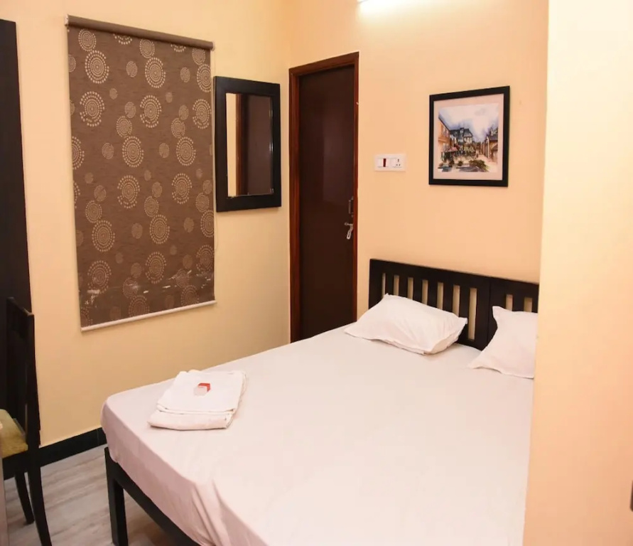 Aishwaryam Deshna Service Apartment Ambattur Chennai