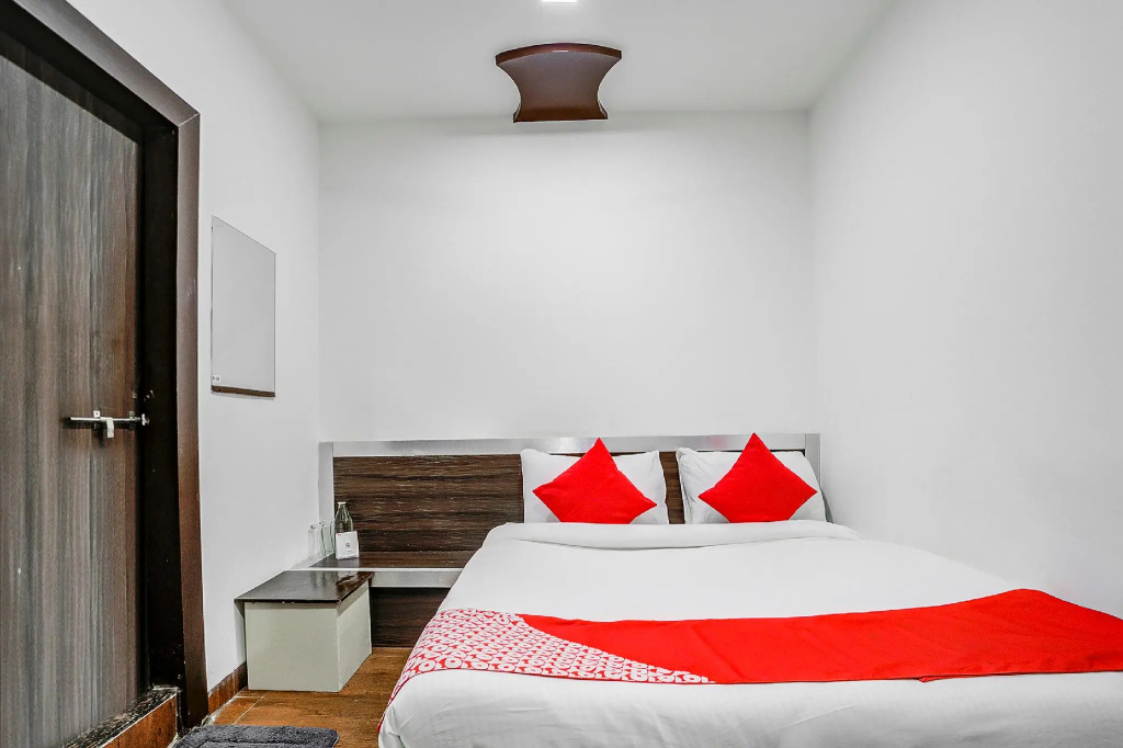 OYO Flagship 41625 Hotel Koservilas 2