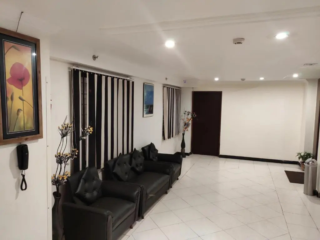 Hotel Pushpak