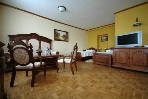 Hotel Husárik