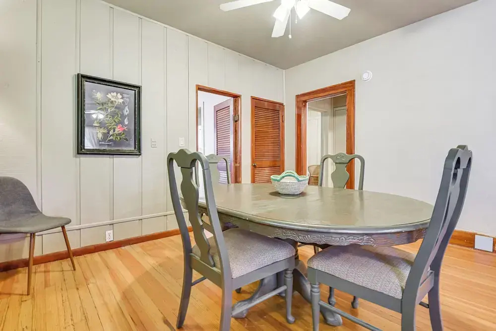 Stroll to Bradenton Riverwalk! Stylish Apartment