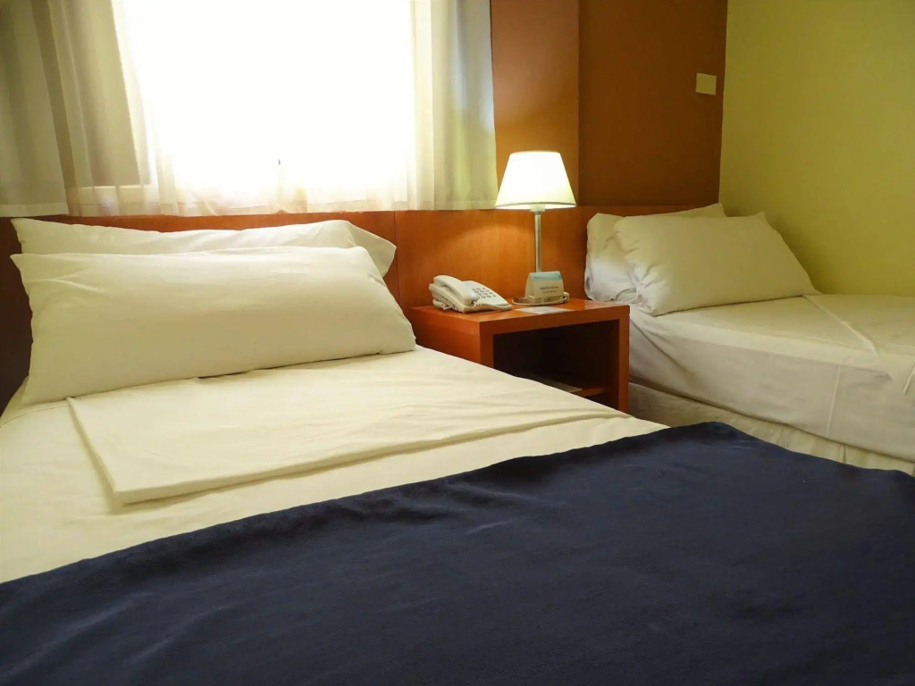Hotel UTHGRA de las Luces